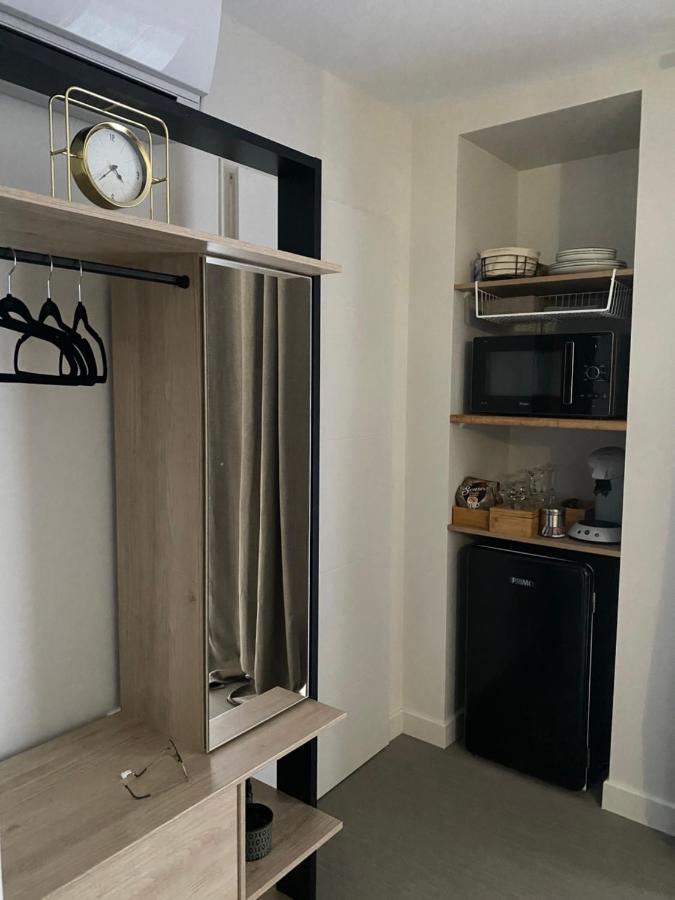 Chambre privatisée L’Ermitage vue sur la mayenne Château-Gontier Esterno foto
